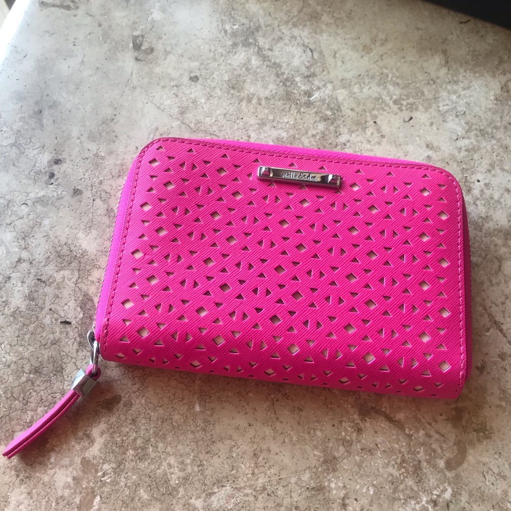 Stella and Dot wallet -like new - never used